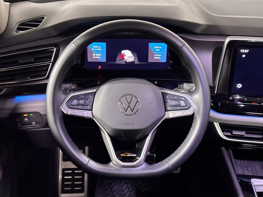 Certified 2025 Volkswagen Atlas Peak Edition SE AWD/4WD image 13