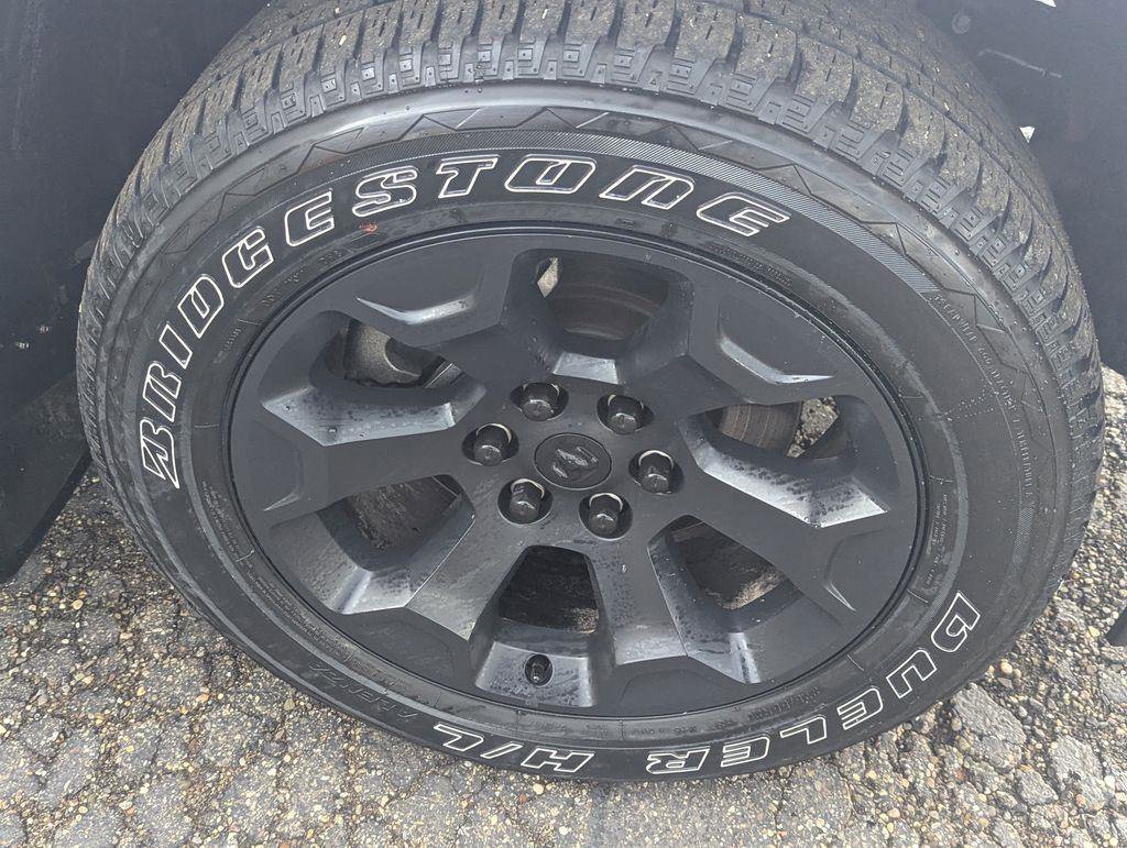 Used 2025 RAM 1500 Big Horn AWD/4WD image 38