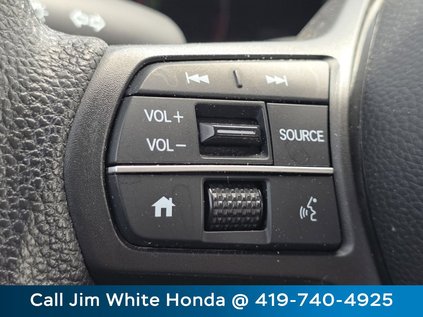 Certified 2023 Honda HR-V LX image 31