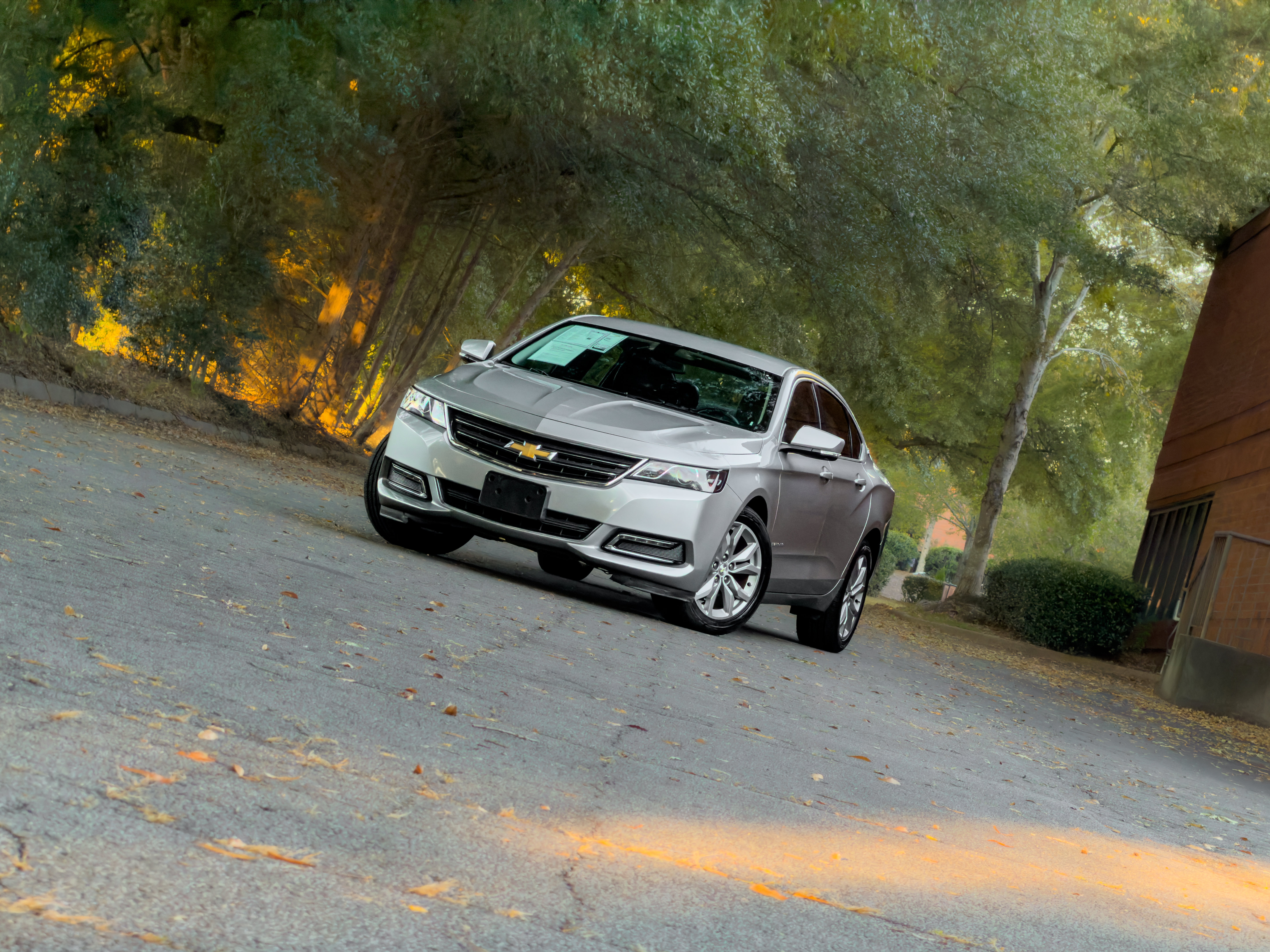 Used 2018 Chevrolet Impala LT FWD image 21