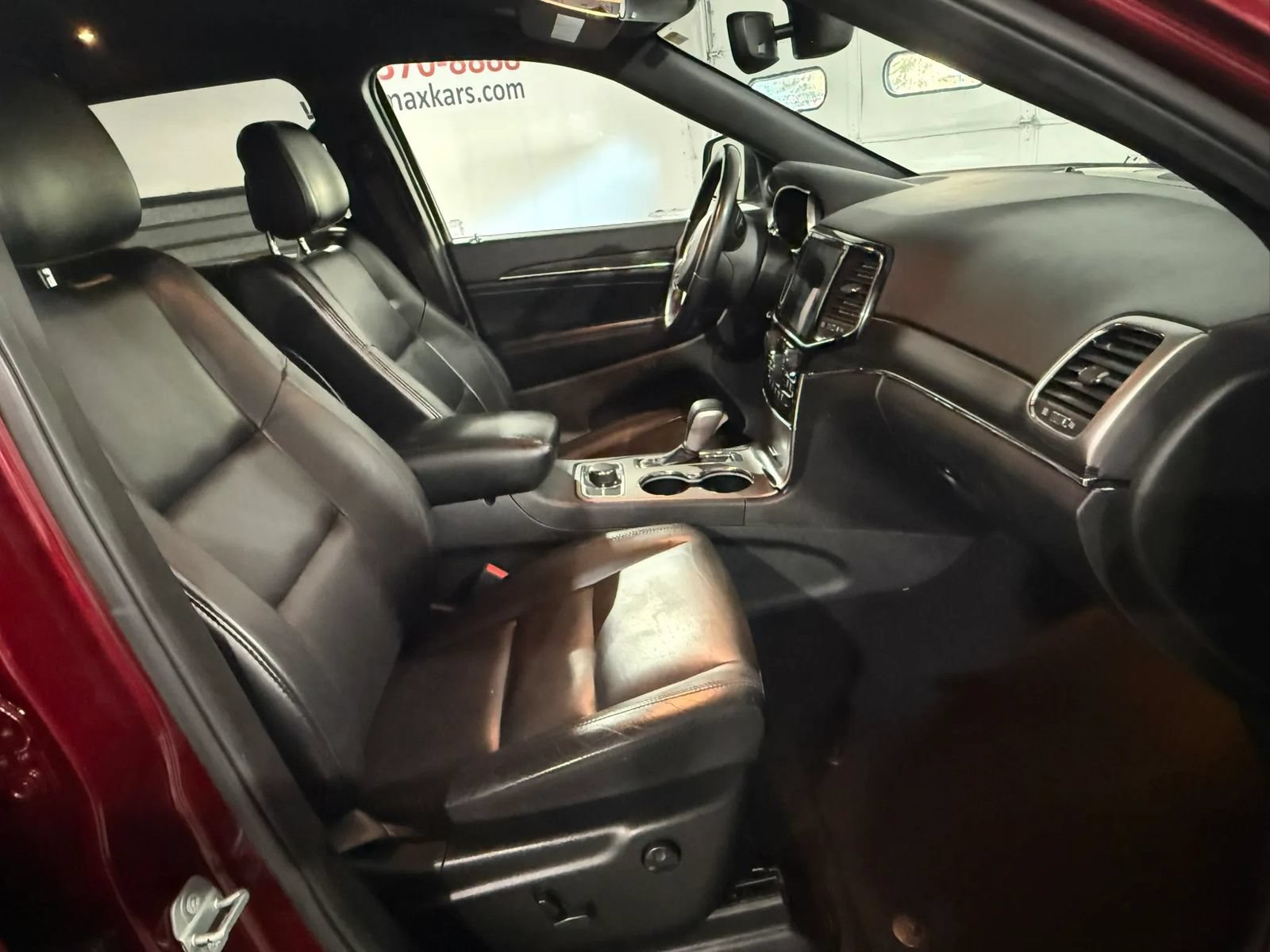 Used 2019 Jeep Grand Cherokee Limited AWD/4WD image 35