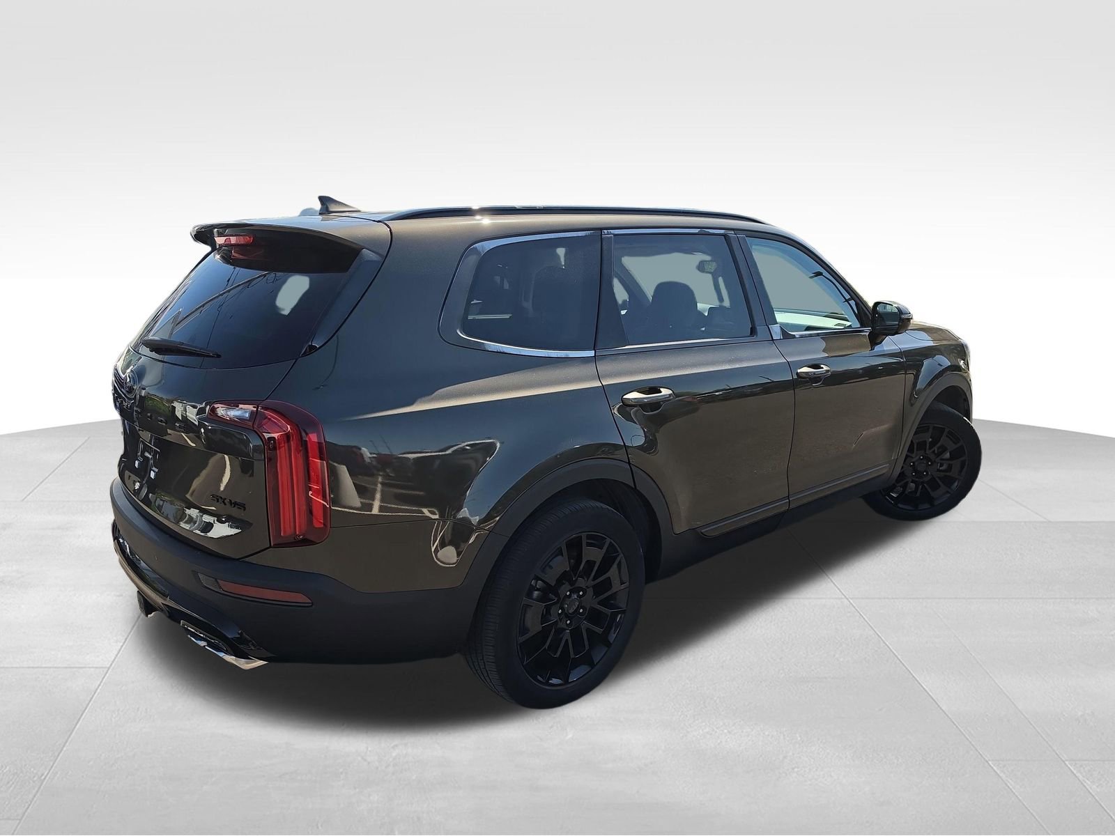 Used 2021 Kia Telluride SX w/ Nightfall Edition Package image 5