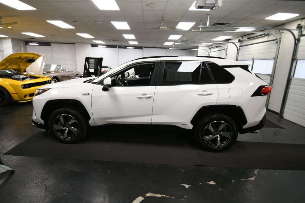 Certified 2023 Toyota RAV4 SE w/ Weather & Moonroof Package AWD/4WD image 5