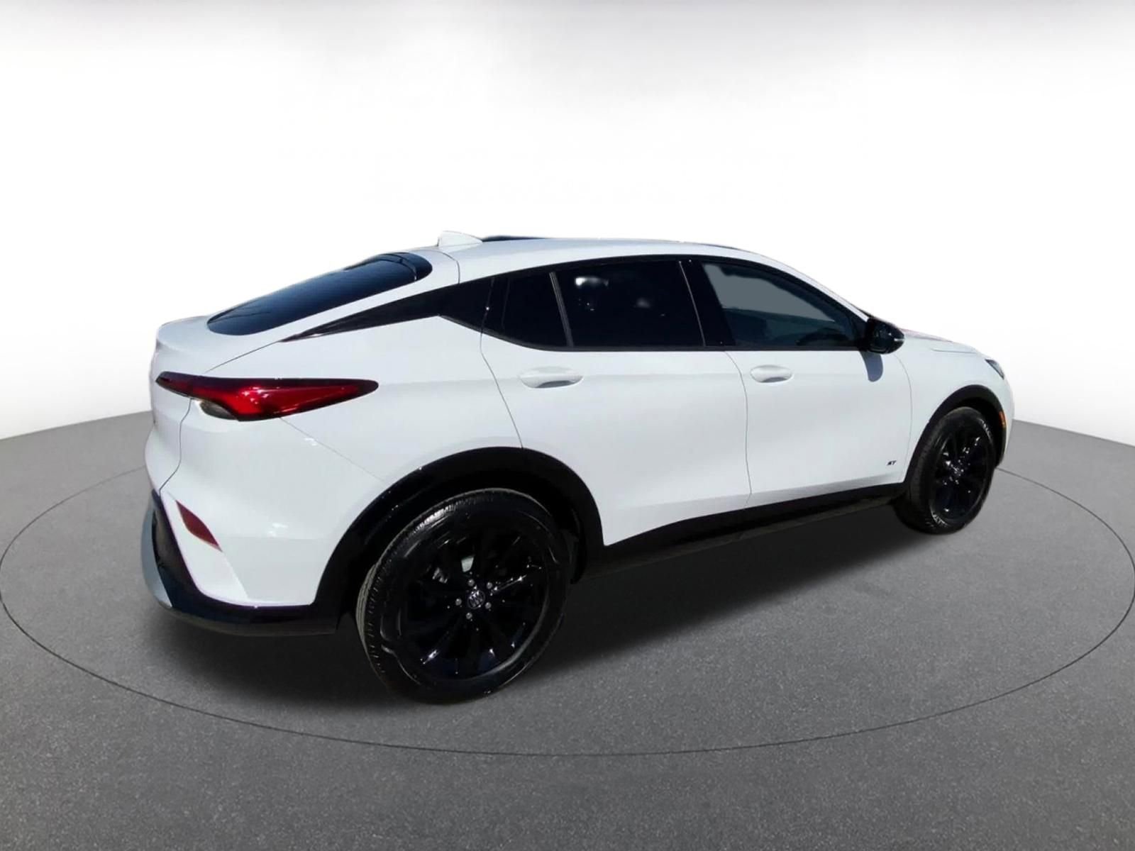 Used 2025 Buick Envista Sport Touring image 15