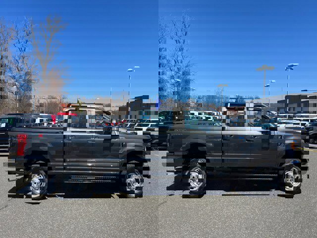 Used 2018 Ford F250 XL w/ Power Equipment Group image 6