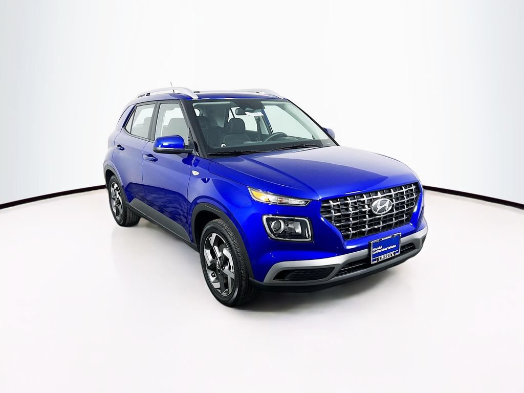 Certified 2025 Hyundai Venue SEL FWD image 1