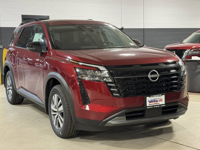 New 2026 Nissan Pathfinder SL AWD/4WD image 3