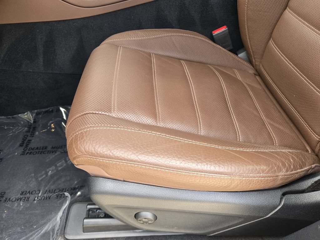 Used 2024 Mercedes-Benz GLS 450 4MATIC image 20