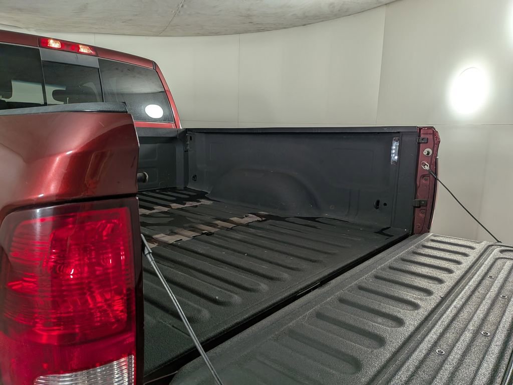 Used 2018 RAM 2500 Big Horn w/ Sport Appearance Group image 9