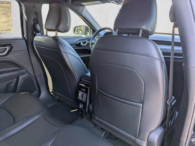 New 2026 Jeep Compass Latitude image 28