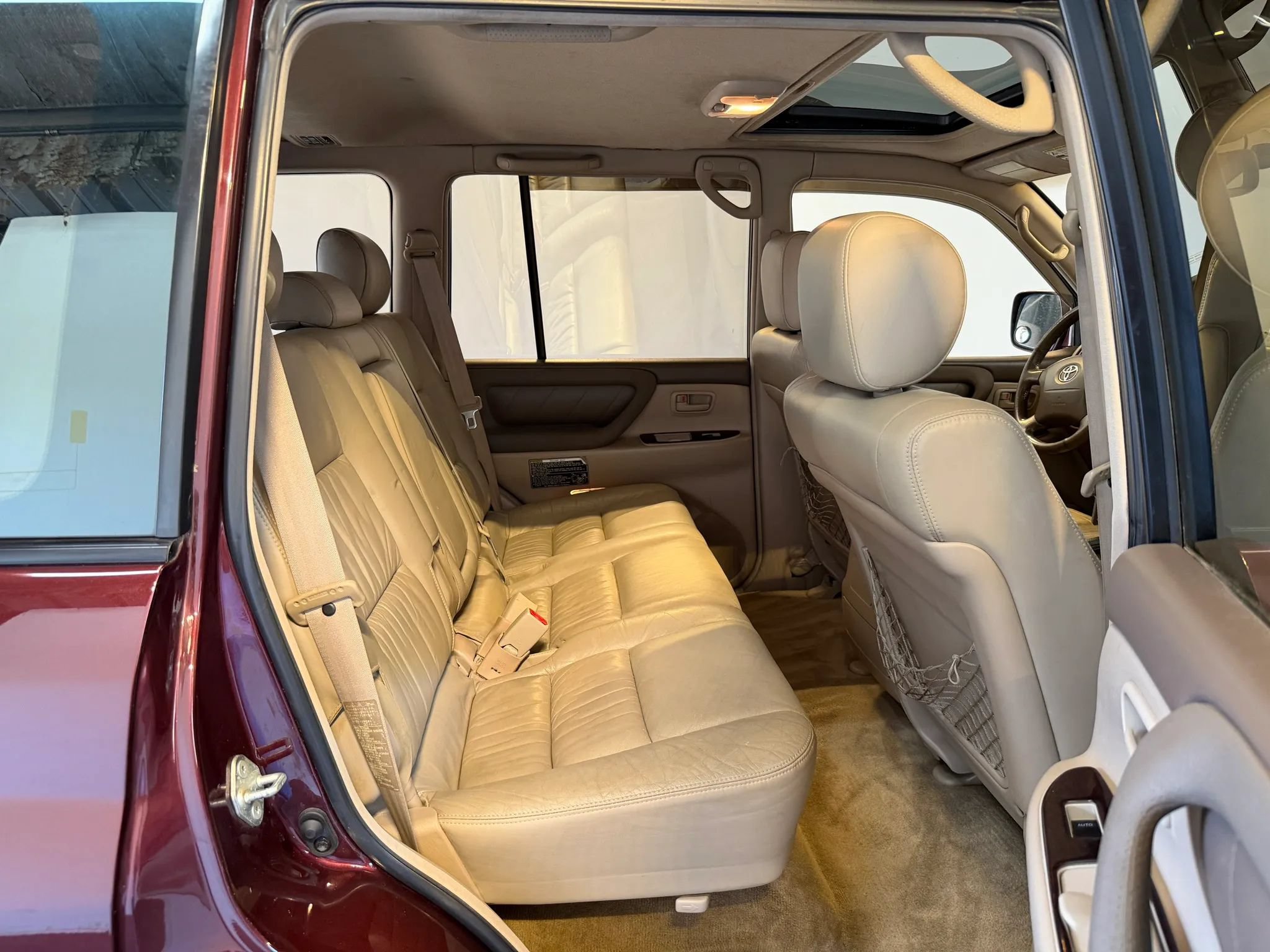 Used 2002 Toyota Land Cruiser AWD/4WD image 35