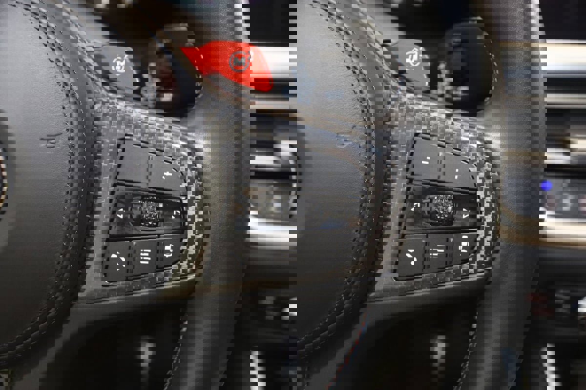 Used 2021 BMW M4 Coupe w/ Executive Package RWD image 54