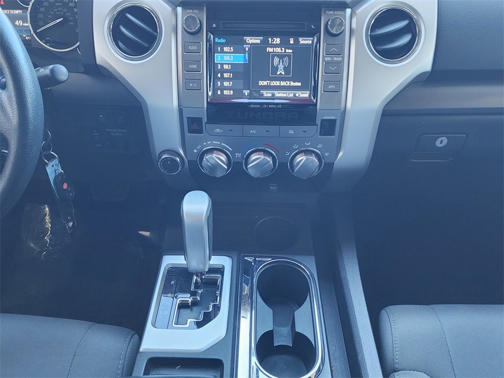 Used 2017 Toyota Tundra SR5 image 12