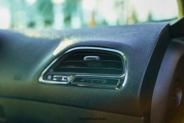 Used 2017 Dodge Challenger SRT Hellcat image 23