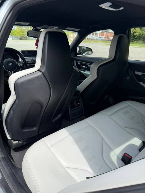 Used 2015 BMW M3 w/ Lighting Package RWD image 31
