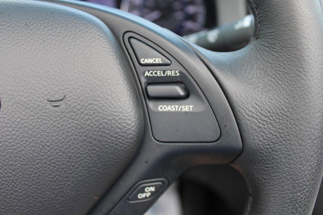 Used 2014 INFINITI Q60 Convertible w/ Premium Package RWD image 33
