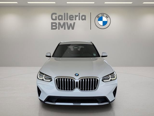 Used 2023 BMW X3 sDrive30i w/ Premium Package w/ZPA image 3