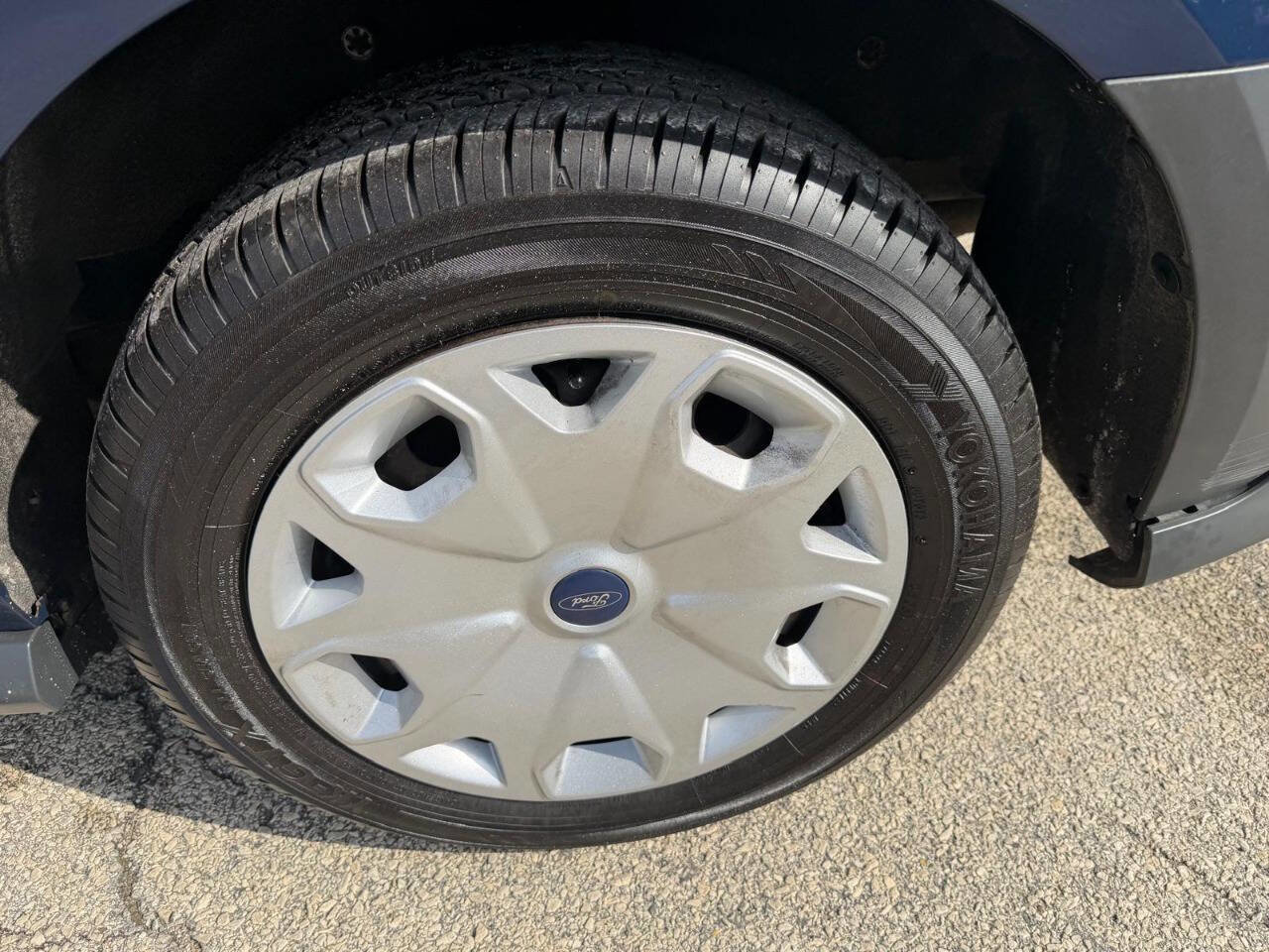 Used 2016 Ford Transit Connect XL image 18