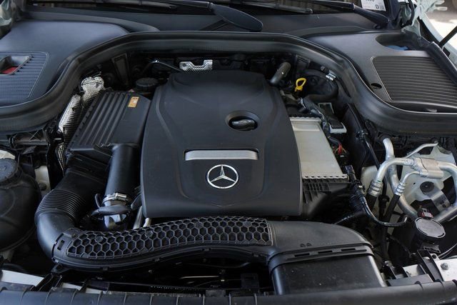 Used 2017 Mercedes-Benz GLC 300 GLC 300 image 31