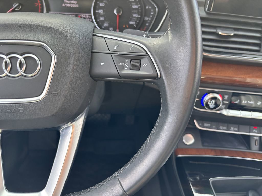 Used 2021 Audi Q5 2.0T Premium AWD/4WD image 12