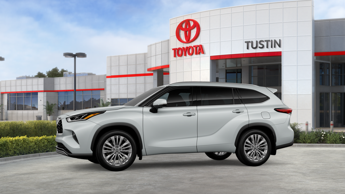 New 2026 Toyota Highlander Platinum AWD/4WD image 5