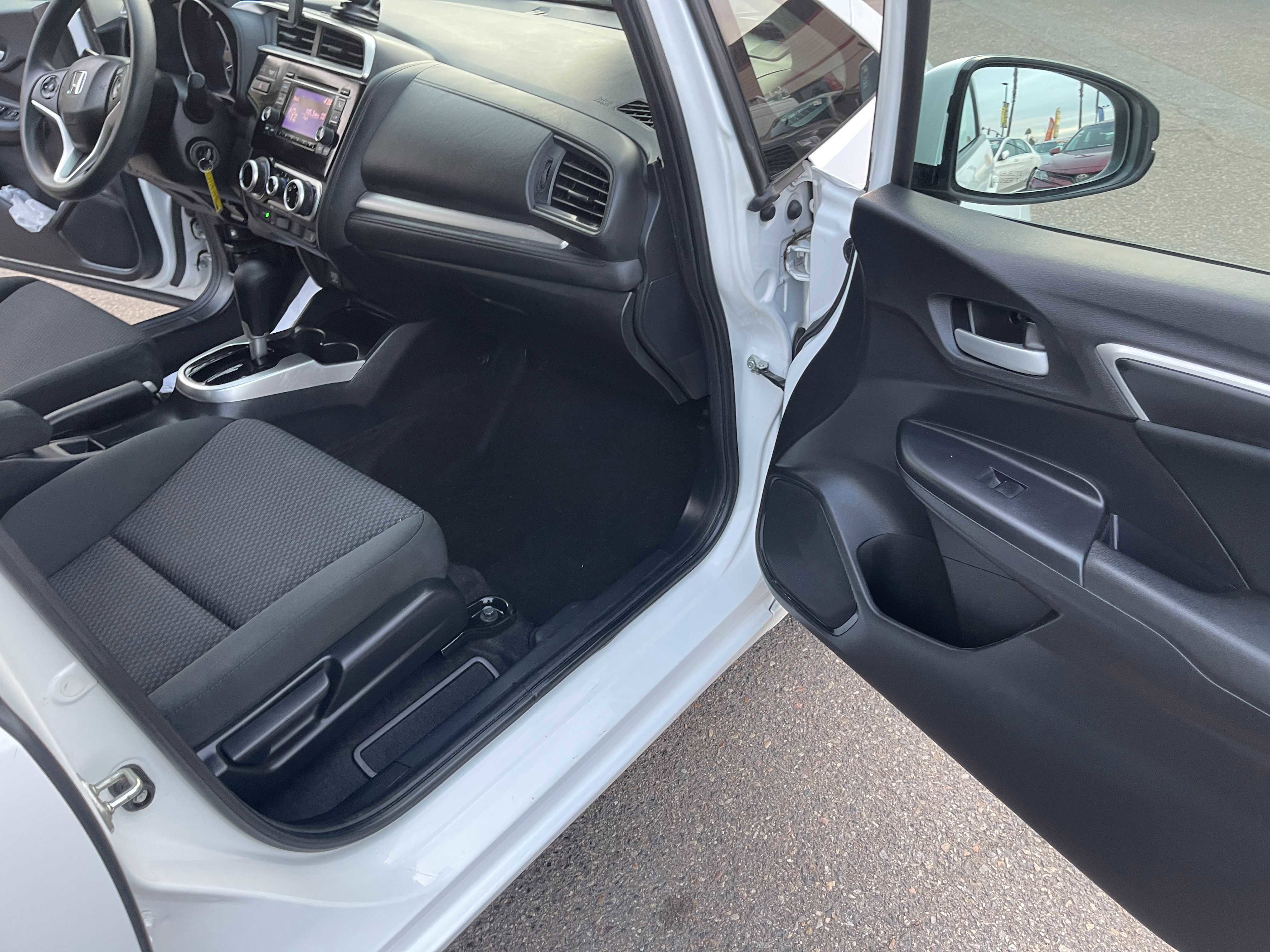 Used 2018 Honda Fit LX image 13