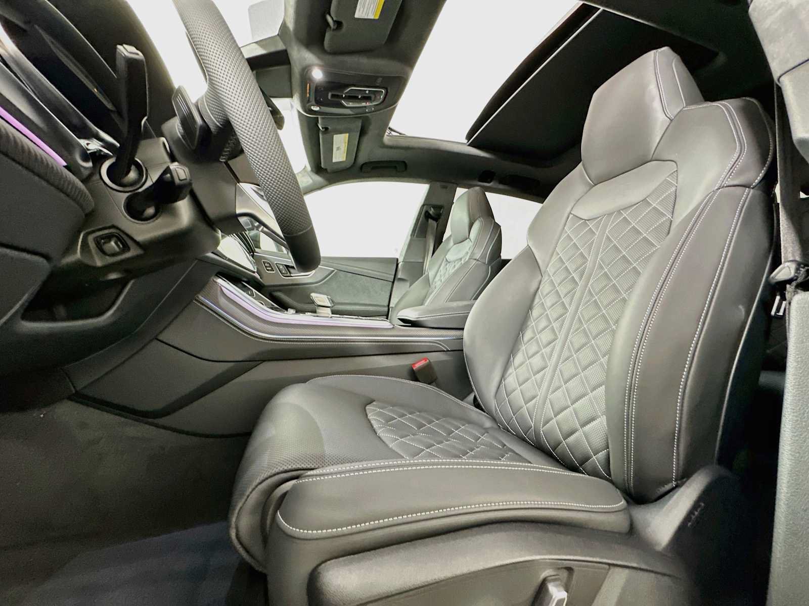 New 2026 Audi SQ8 Prestige AWD/4WD image 19