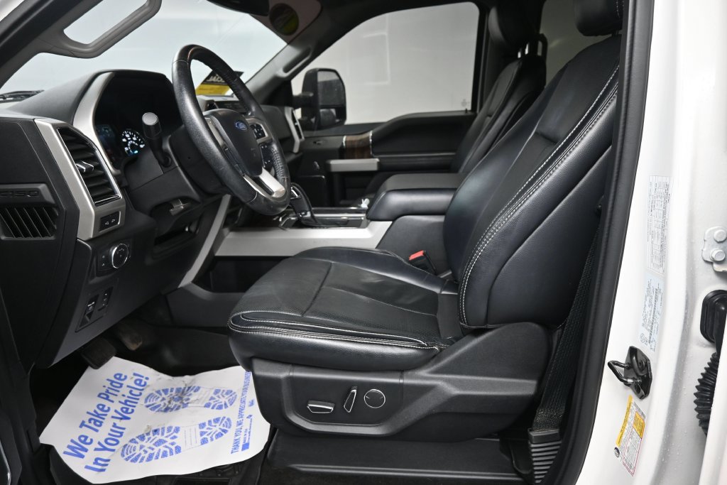 Used 2018 Ford Mustang GT Premium w/ Equipment Group 401A RWD image 30