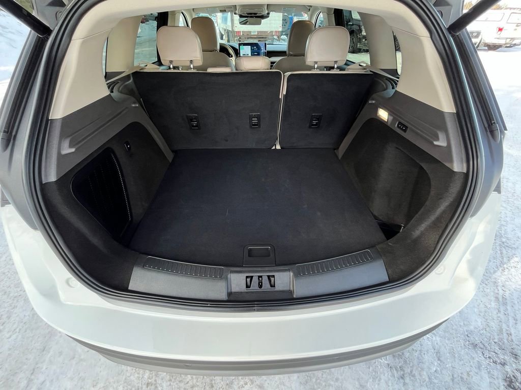 Certified 2023 Lincoln Corsair Reserve w/ Equipment Group 201A image 26