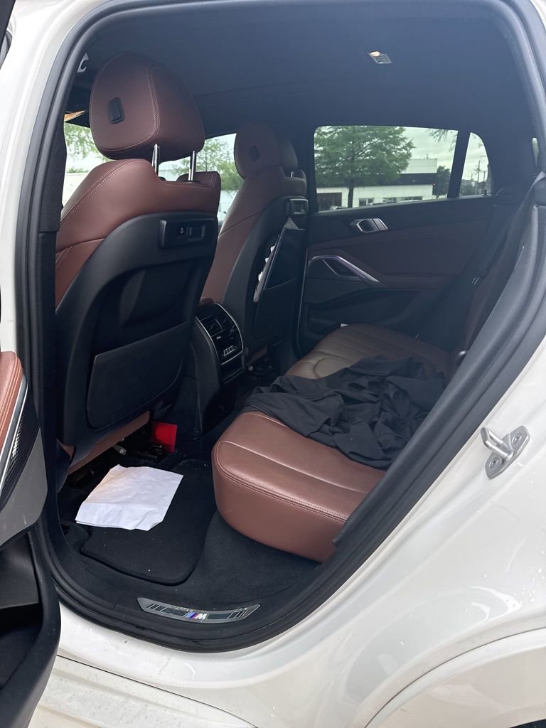 Used 2021 BMW X6 xDrive40i w/ M Sport Package image 8