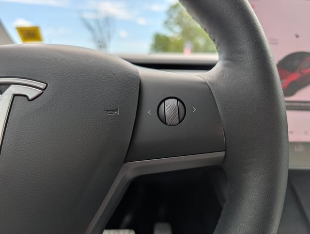 Used 2021 Tesla Model Y Performance AWD/4WD image 22