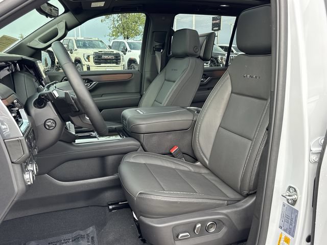 Used 2026 GMC Yukon Denali w/ Denali Reserve Package AWD/4WD image 29