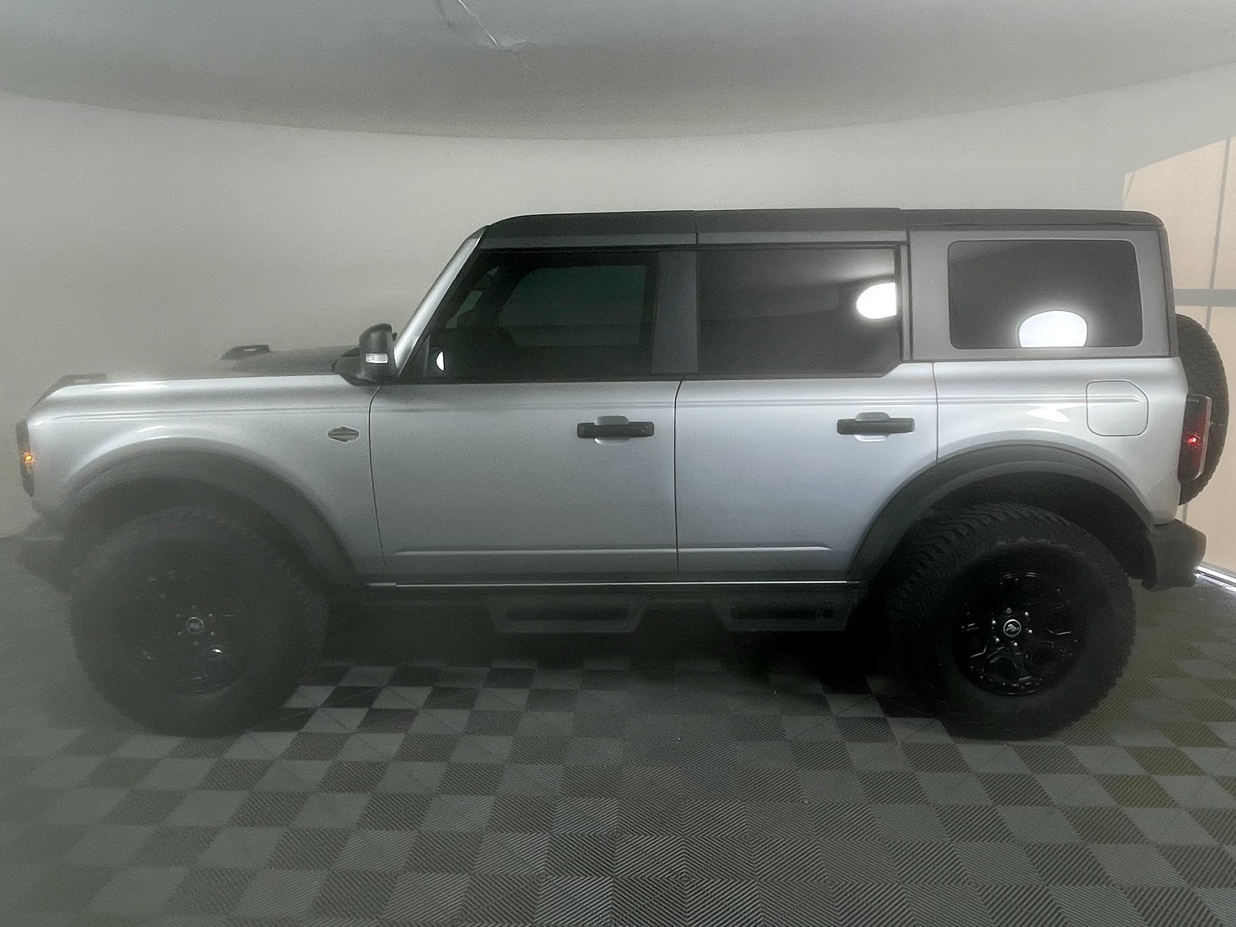 Used 2023 Ford Bronco Wildtrak AWD/4WD image 2