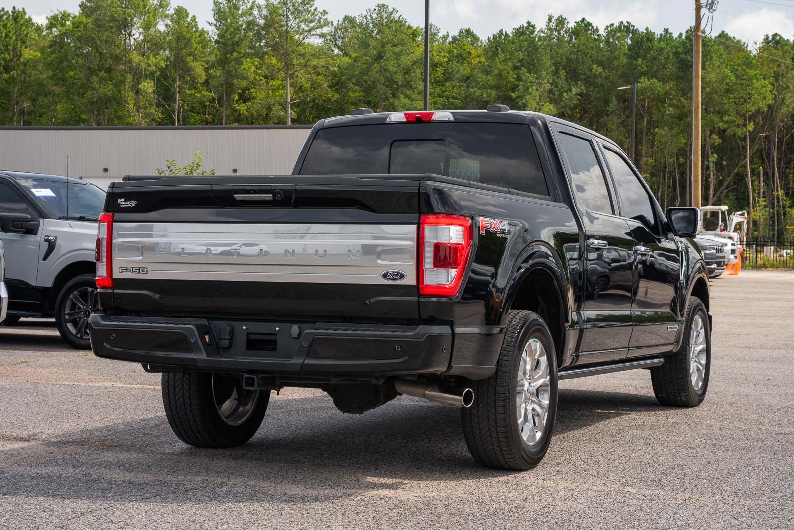 Certified 2023 Ford F150 Platinum w/ Equipment Group 701A High AWD/4WD image 8