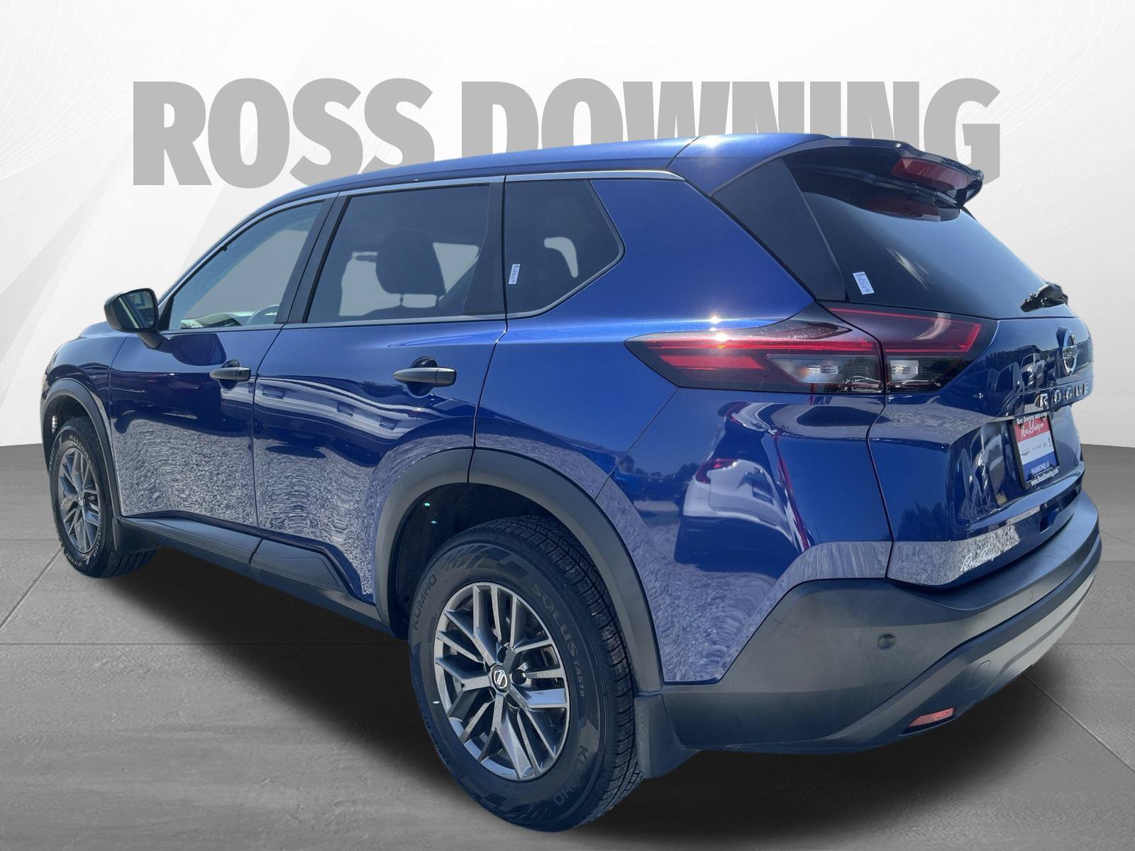 Used 2021 Nissan Rogue S FWD image 6