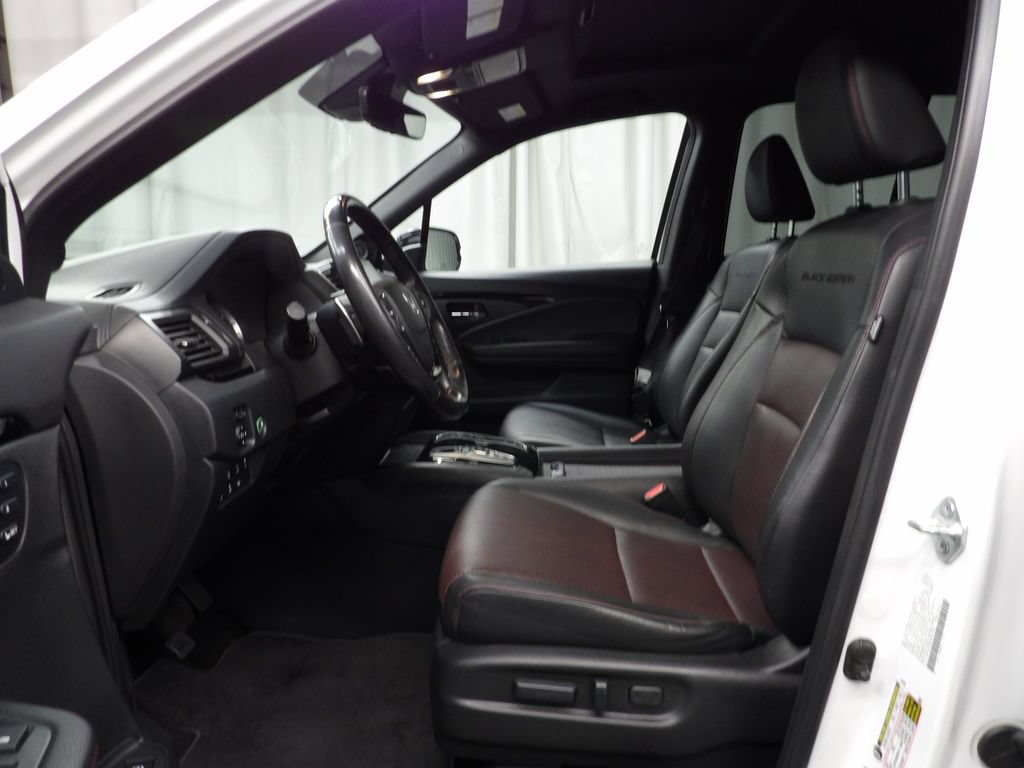 Used 2023 Honda Ridgeline Black Edition image 11