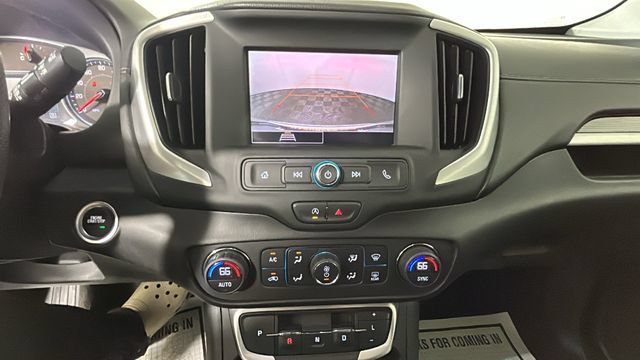 Used 2022 GMC Terrain SLE w/ Driver Convenience Package AWD/4WD image 24