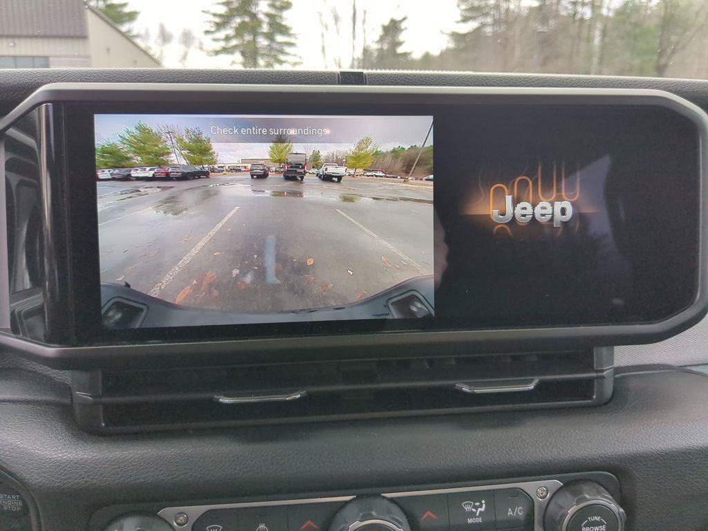 New 2026 Jeep Gladiator Sport AWD/4WD image 29