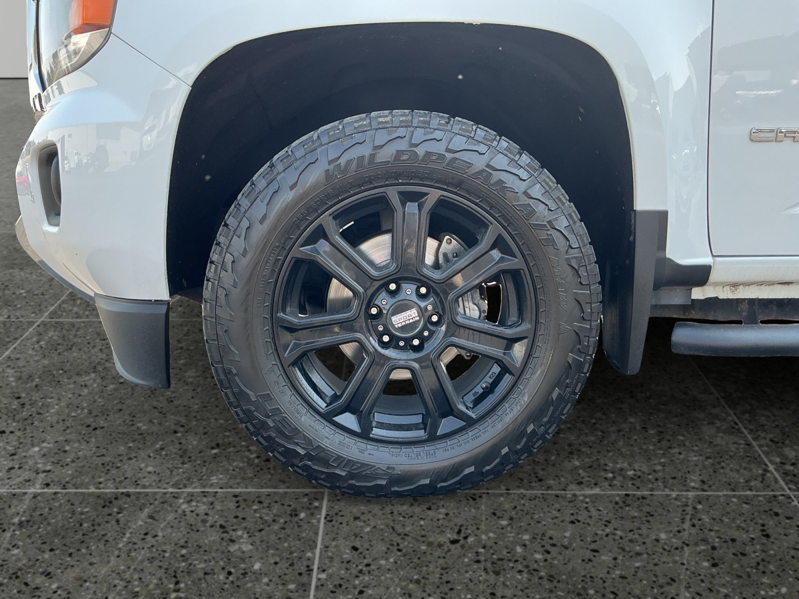 Used 2018 GMC Canyon SLT w/ Driver Alert Package AWD/4WD image 14