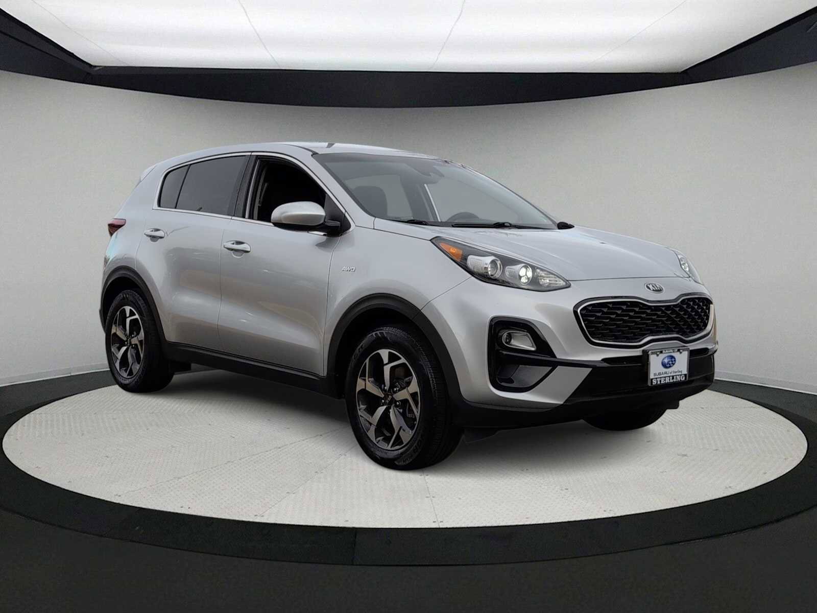 Used 2020 Kia Sportage LX image 2