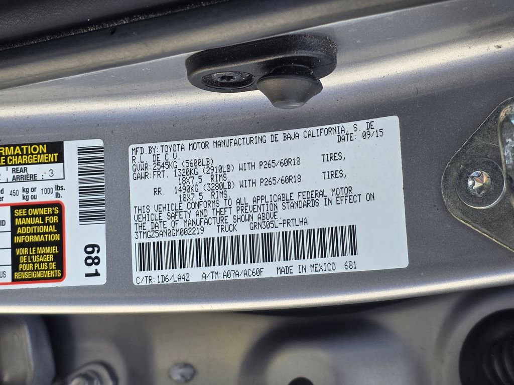 Used 2016 Toyota Tacoma Limited w/ Towing Package AWD/4WD image 30