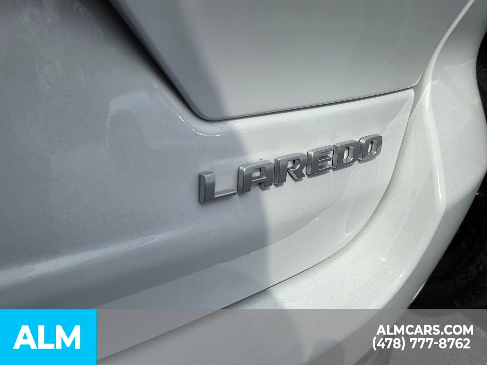 Used 2025 Jeep Grand Cherokee Laredo X w/ Luxury Tech Group I image 13