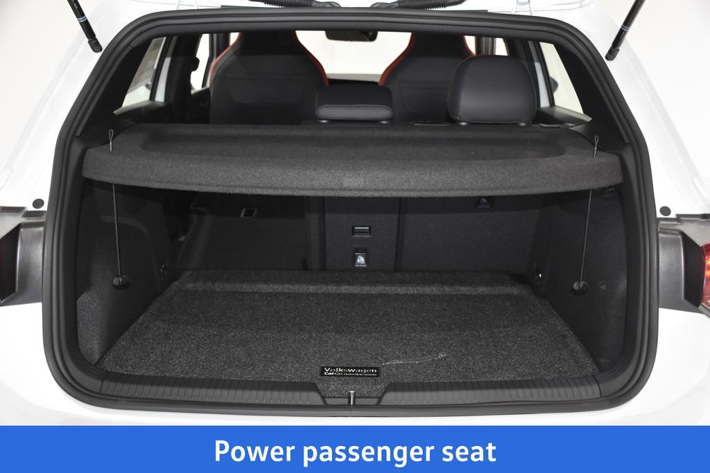 New 2024 Volkswagen GTI SE image 28