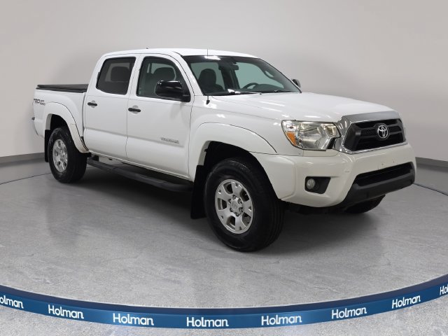 Used 2015 Toyota Tacoma 4x4 Double Cab w/ TRD Off-Road Package image 4
