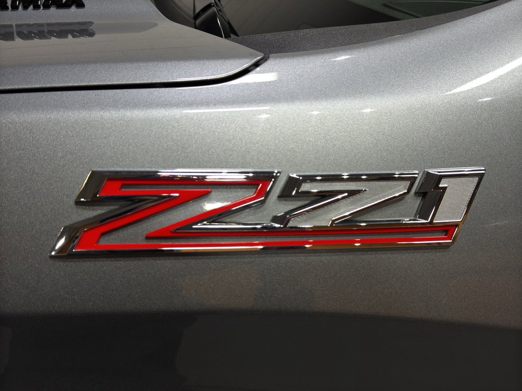 Used 2022 Chevrolet Silverado 1500 RST w/ Convenience Package II image 12