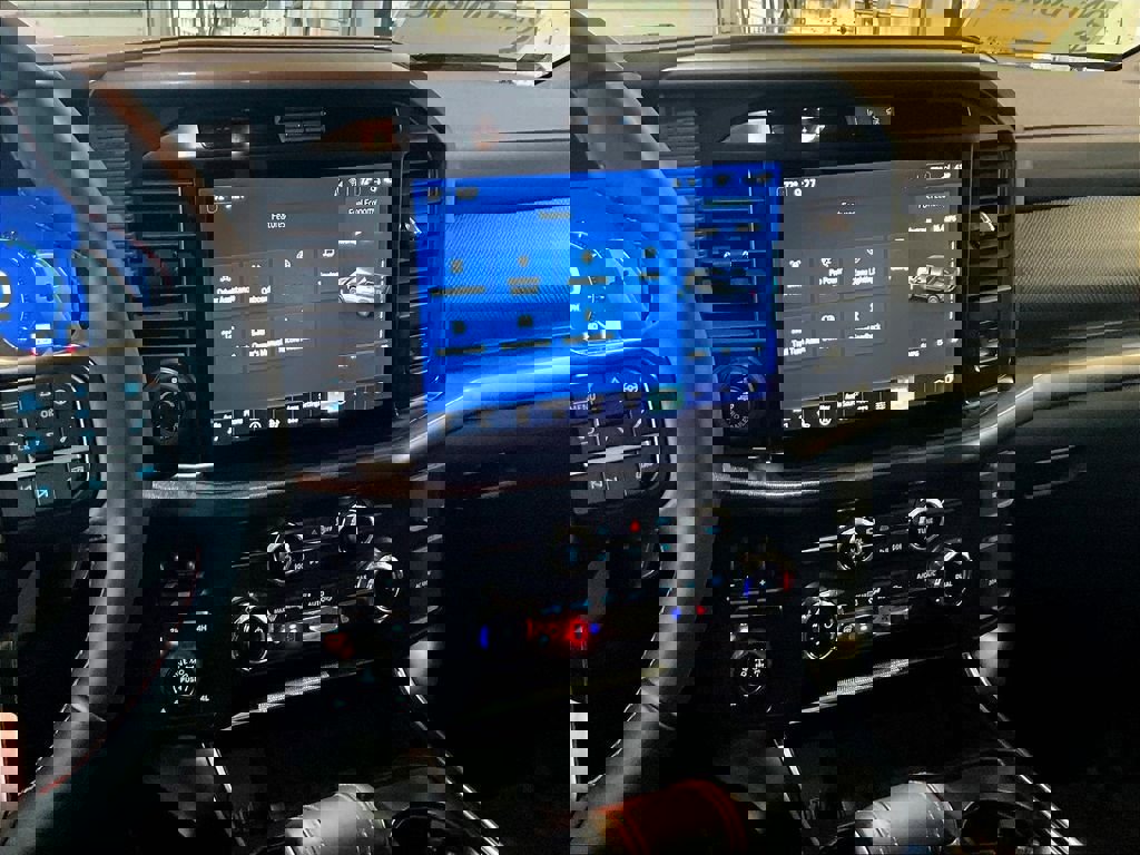 Used 2025 Ford F150 Raptor image 18