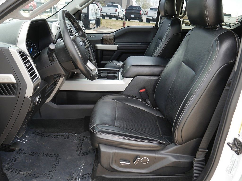 Used 2017 Ford F250 Lariat w/ Lariat Value Package AWD/4WD image 11