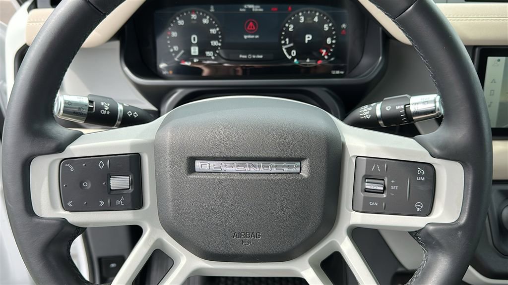 Used 2022 Land Rover Defender 90 S AWD/4WD image 11