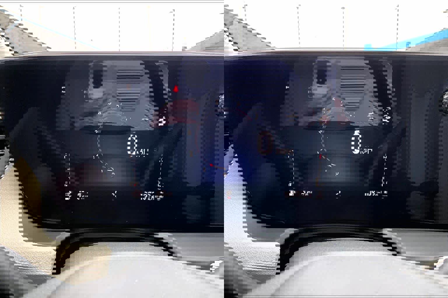 Used 2025 Buick Encore GX Avenir w/ Avenir Technology Package image 26