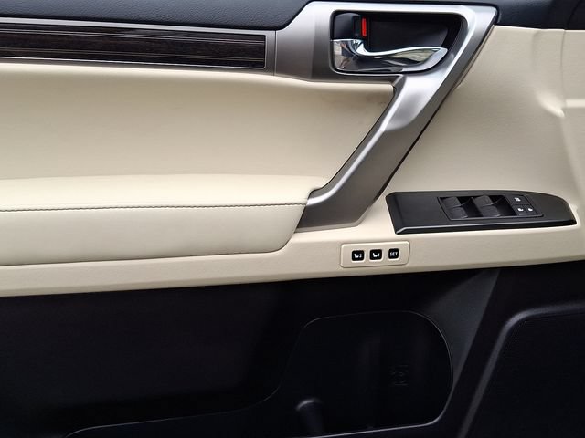 Used 2023 Lexus GX 460 Premium w/ Premium Package AWD/4WD image 12